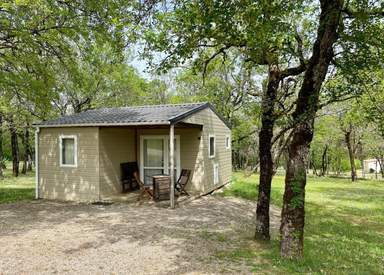 Lodges Du Bois Dodo - Ancien Camping De Bois Redon Septfonds Exterior photo